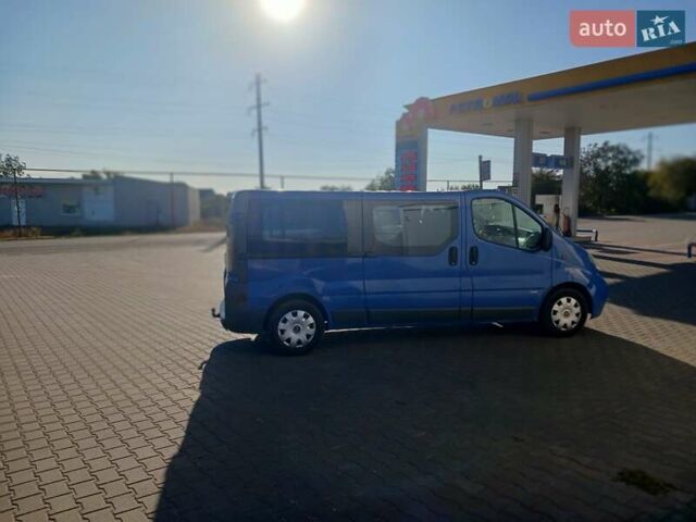 Синий Опель Виваро, объемом двигателя 1.87 л и пробегом 270 тыс. км за 7000 $, фото 7 на Automoto.ua