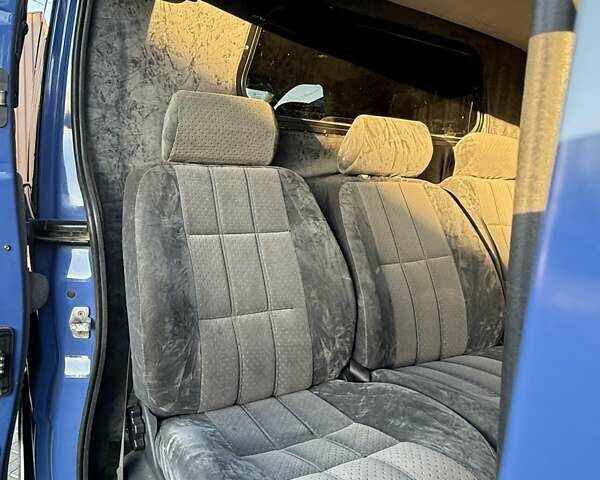 Синий Опель Виваро, объемом двигателя 1.87 л и пробегом 396 тыс. км за 6700 $, фото 34 на Automoto.ua