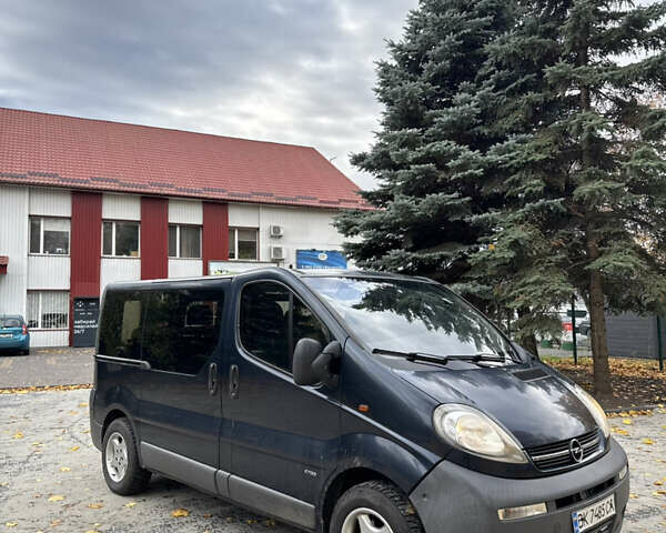 Синій Опель Віваро, об'ємом двигуна 1.87 л та пробігом 260 тис. км за 5750 $, фото 3 на Automoto.ua