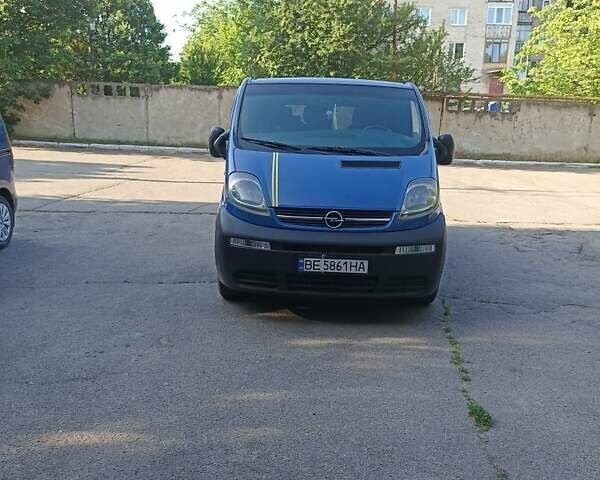 Синий Опель Виваро, объемом двигателя 1.9 л и пробегом 365 тыс. км за 6500 $, фото 5 на Automoto.ua