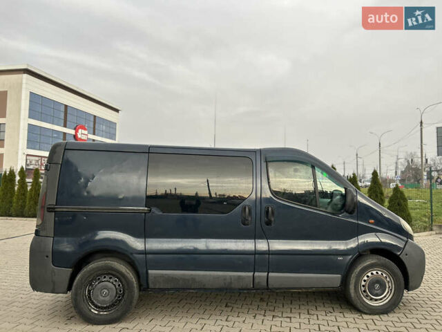 Синій Опель Віваро, об'ємом двигуна 1.9 л та пробігом 320 тис. км за 4000 $, фото 6 на Automoto.ua