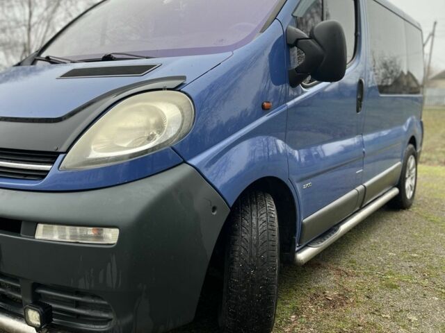 Синій Опель Віваро, об'ємом двигуна 0 л та пробігом 256 тис. км за 7000 $, фото 3 на Automoto.ua