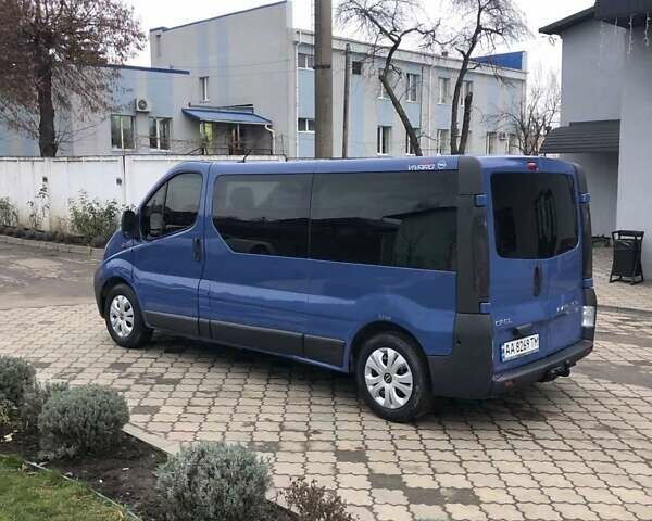 Синій Опель Віваро, об'ємом двигуна 1.9 л та пробігом 320 тис. км за 7800 $, фото 6 на Automoto.ua