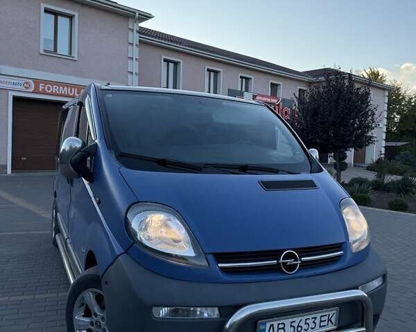 Синий Опель Виваро, объемом двигателя 1.87 л и пробегом 396 тыс. км за 6700 $, фото 4 на Automoto.ua