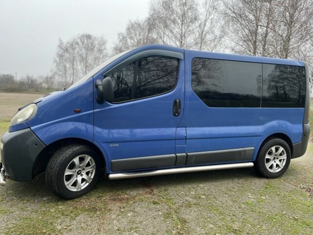 Синій Опель Віваро, об'ємом двигуна 0 л та пробігом 256 тис. км за 7000 $, фото 2 на Automoto.ua