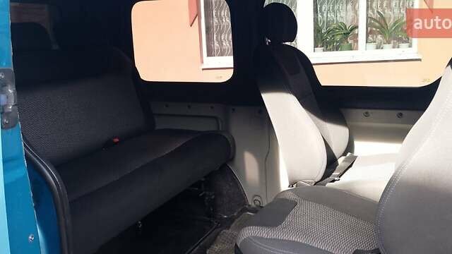 Синій Опель Віваро, об'ємом двигуна 1.87 л та пробігом 280 тис. км за 7200 $, фото 8 на Automoto.ua