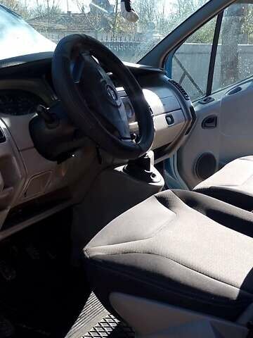 Синий Опель Виваро, объемом двигателя 1.87 л и пробегом 280 тыс. км за 7200 $, фото 8 на Automoto.ua