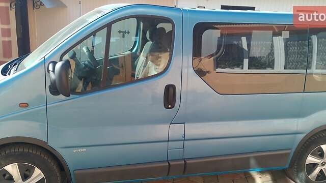 Синий Опель Виваро, объемом двигателя 1.87 л и пробегом 280 тыс. км за 7200 $, фото 5 на Automoto.ua