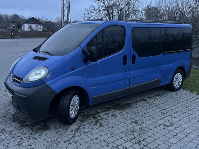 Синий Опель Виваро, объемом двигателя 2.5 л и пробегом 350 тыс. км за 5000 $, фото 7 на Automoto.ua