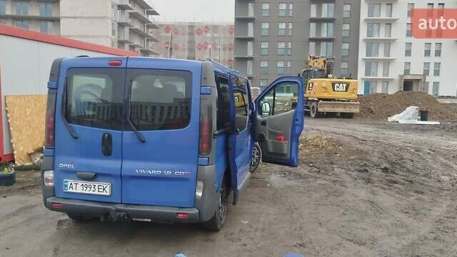 Синій Опель Віваро, об'ємом двигуна 1.9 л та пробігом 348 тис. км за 6400 $, фото 4 на Automoto.ua