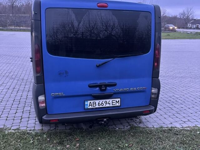 Синий Опель Виваро, объемом двигателя 2.5 л и пробегом 350 тыс. км за 5000 $, фото 5 на Automoto.ua