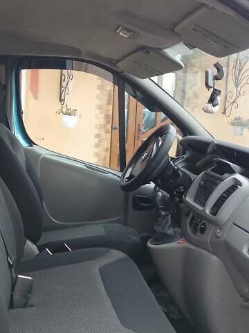 Синій Опель Віваро, об'ємом двигуна 1.87 л та пробігом 280 тис. км за 7200 $, фото 7 на Automoto.ua