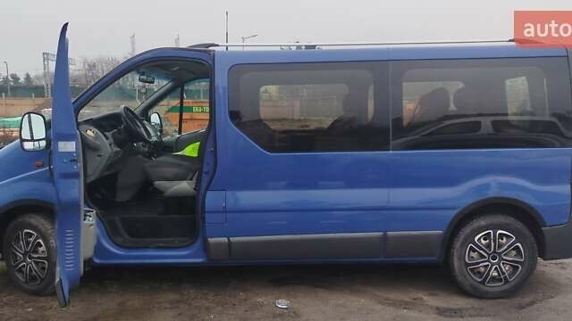 Синій Опель Віваро, об'ємом двигуна 1.9 л та пробігом 348 тис. км за 6400 $, фото 5 на Automoto.ua