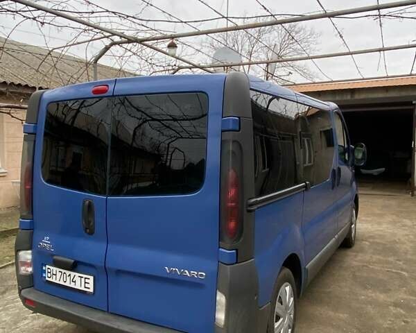 Синий Опель Виваро, объемом двигателя 1.87 л и пробегом 284 тыс. км за 6800 $, фото 2 на Automoto.ua