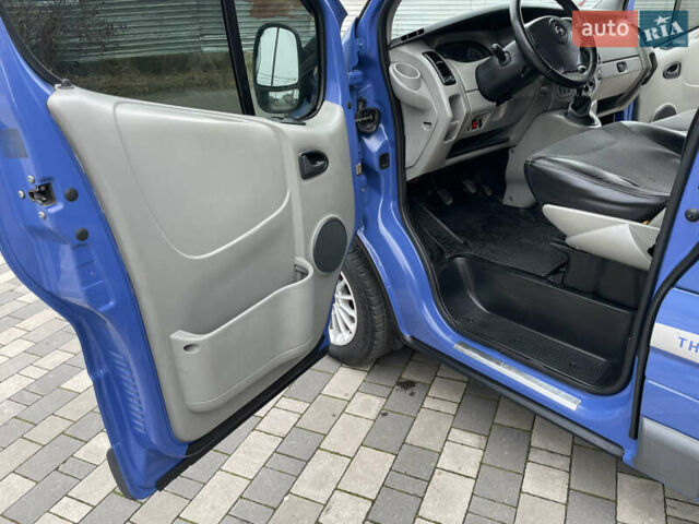 Синій Опель Віваро, об'ємом двигуна 1.9 л та пробігом 286 тис. км за 9150 $, фото 33 на Automoto.ua