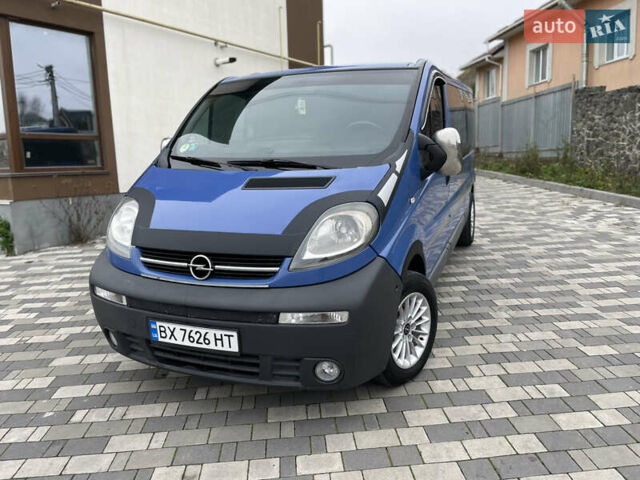 Синій Опель Віваро, об'ємом двигуна 1.9 л та пробігом 286 тис. км за 9150 $, фото 2 на Automoto.ua