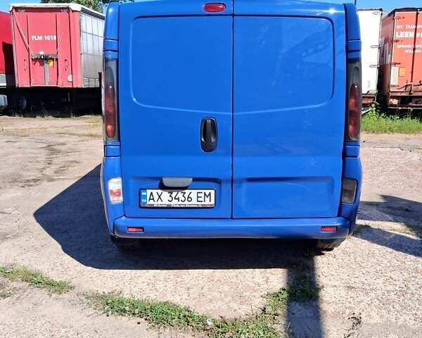 Синий Опель Виваро, объемом двигателя 2.46 л и пробегом 400 тыс. км за 12000 $, фото 7 на Automoto.ua