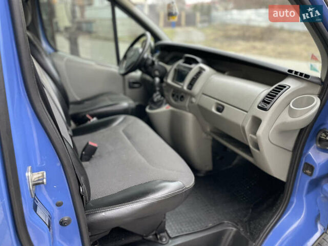 Синій Опель Віваро, об'ємом двигуна 1.9 л та пробігом 286 тис. км за 9150 $, фото 38 на Automoto.ua