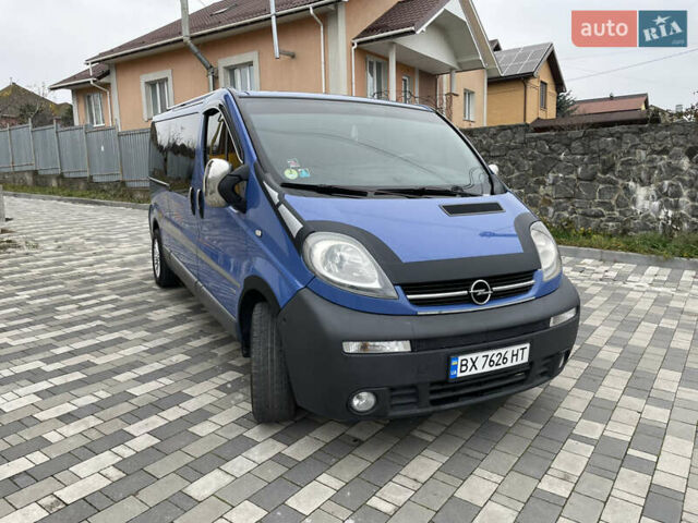 Синій Опель Віваро, об'ємом двигуна 1.9 л та пробігом 286 тис. км за 9150 $, фото 4 на Automoto.ua