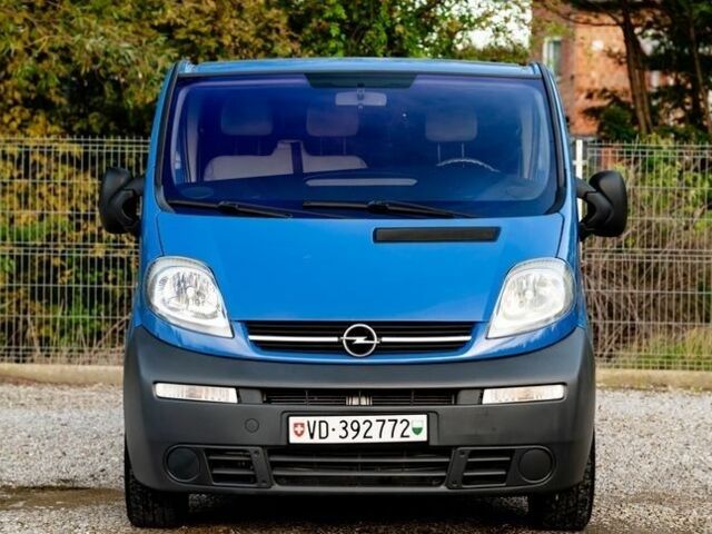 Синий Опель Виваро, объемом двигателя 2.5 л и пробегом 140 тыс. км за 6700 $, фото 6 на Automoto.ua