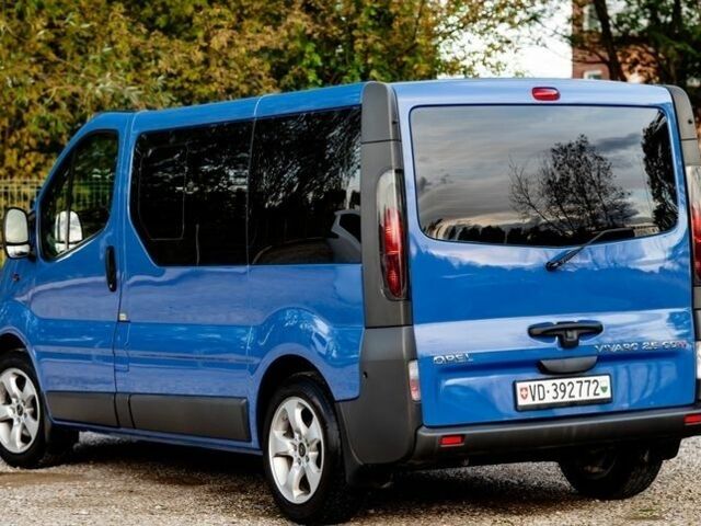 Синий Опель Виваро, объемом двигателя 2.5 л и пробегом 140 тыс. км за 6700 $, фото 10 на Automoto.ua