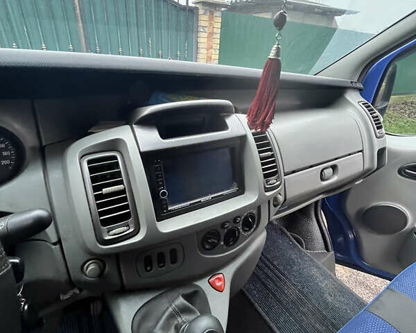 Синій Опель Віваро, об'ємом двигуна 2 л та пробігом 495 тис. км за 8700 $, фото 13 на Automoto.ua