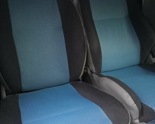 Синий Опель Виваро, объемом двигателя 1.9 л и пробегом 260 тыс. км за 8500 $, фото 17 на Automoto.ua