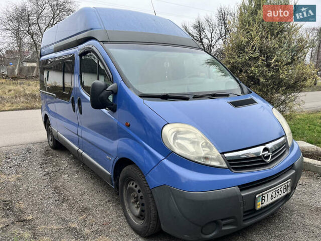 Синій Опель Віваро, об'ємом двигуна 2 л та пробігом 495 тис. км за 8700 $, фото 2 на Automoto.ua