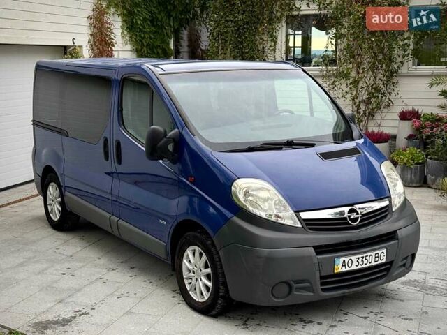 Синій Опель Віваро, об'ємом двигуна 2 л та пробігом 185 тис. км за 10500 $, фото 3 на Automoto.ua