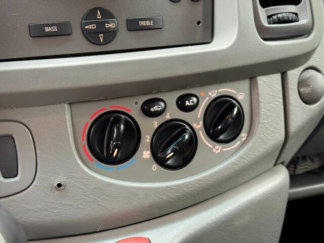 Синій Опель Віваро, об'ємом двигуна 2 л та пробігом 185 тис. км за 10500 $, фото 16 на Automoto.ua