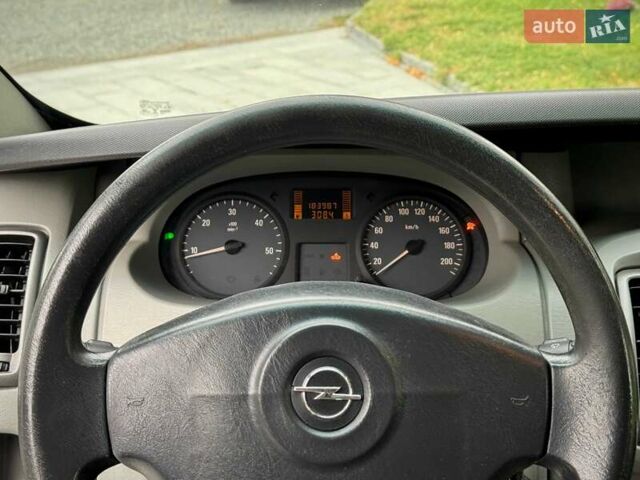 Синій Опель Віваро, об'ємом двигуна 2 л та пробігом 185 тис. км за 10500 $, фото 14 на Automoto.ua