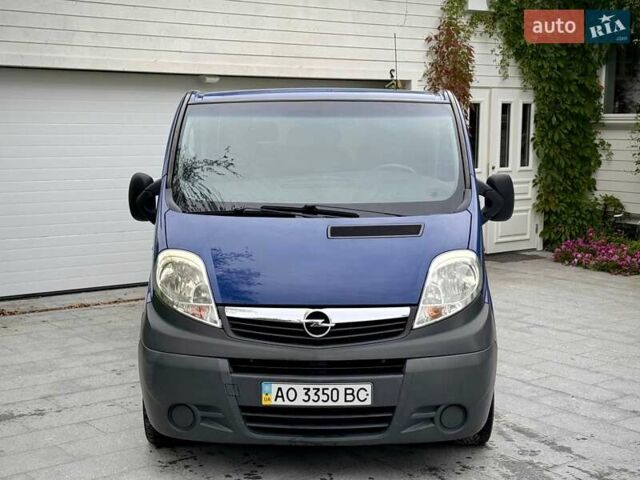 Синій Опель Віваро, об'ємом двигуна 2 л та пробігом 185 тис. км за 10500 $, фото 2 на Automoto.ua