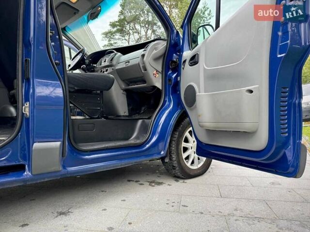Синій Опель Віваро, об'ємом двигуна 2 л та пробігом 185 тис. км за 10500 $, фото 12 на Automoto.ua