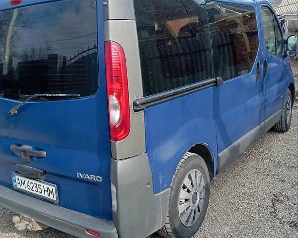 Синий Опель Виваро, объемом двигателя 2 л и пробегом 336 тыс. км за 7600 $, фото 3 на Automoto.ua