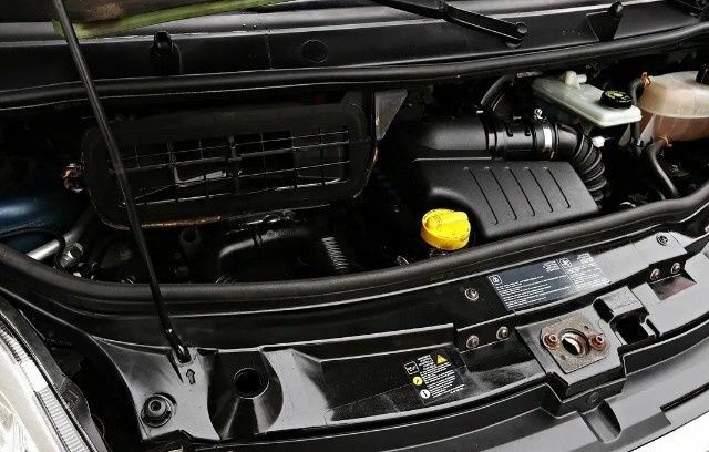 Синий Опель Виваро, объемом двигателя 2 л и пробегом 258 тыс. км за 7200 $, фото 22 на Automoto.ua