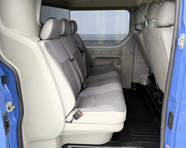 Синий Опель Виваро, объемом двигателя 2 л и пробегом 305 тыс. км за 10999 $, фото 23 на Automoto.ua