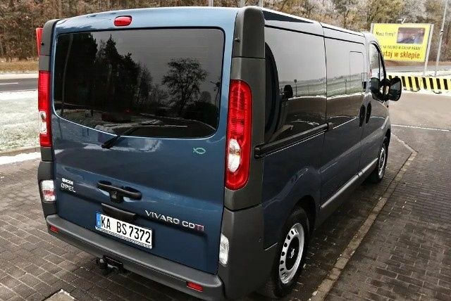 Синий Опель Виваро, объемом двигателя 2 л и пробегом 258 тыс. км за 7200 $, фото 11 на Automoto.ua