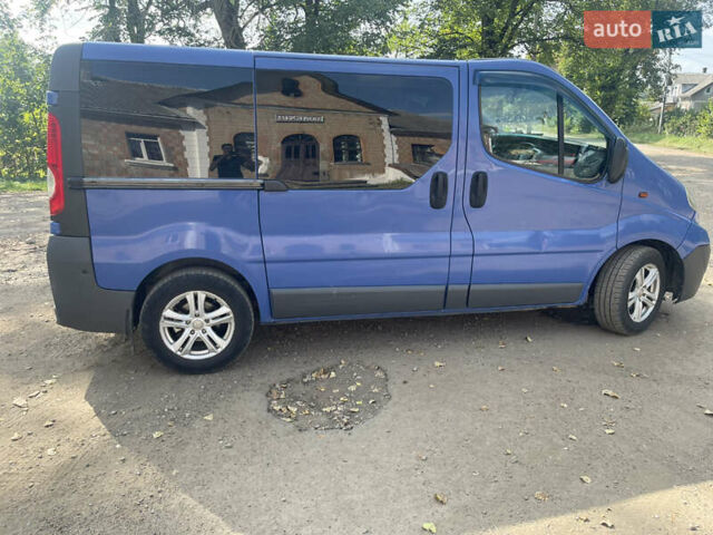 Синій Опель Віваро, об'ємом двигуна 2 л та пробігом 339 тис. км за 8300 $, фото 4 на Automoto.ua