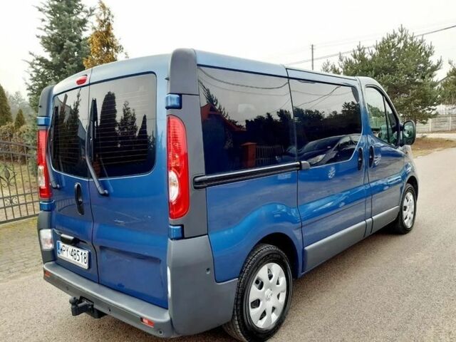 Синий Опель Виваро, объемом двигателя 2.5 л и пробегом 210 тыс. км за 7700 $, фото 5 на Automoto.ua