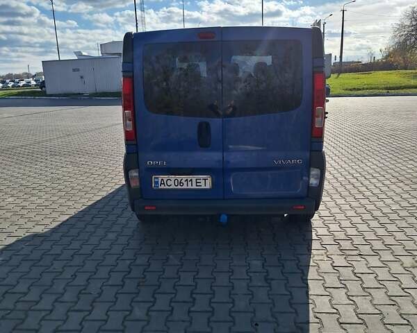 Синий Опель Виваро, объемом двигателя 2 л и пробегом 280 тыс. км за 9500 $, фото 1 на Automoto.ua