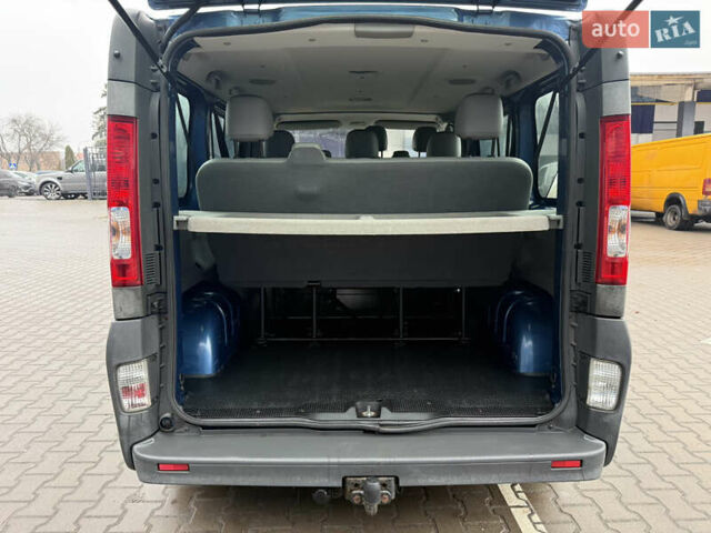 Синій Опель Віваро, об'ємом двигуна 2 л та пробігом 250 тис. км за 11350 $, фото 29 на Automoto.ua