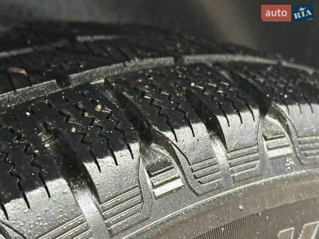 Синій Опель Віваро, об'ємом двигуна 2 л та пробігом 250 тис. км за 11350 $, фото 19 на Automoto.ua