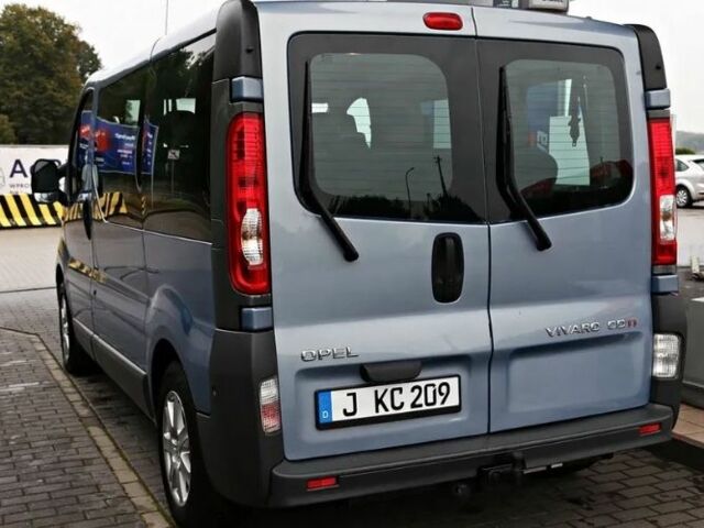 Синій Опель Віваро, об'ємом двигуна 0 л та пробігом 248 тис. км за 8299 $, фото 6 на Automoto.ua