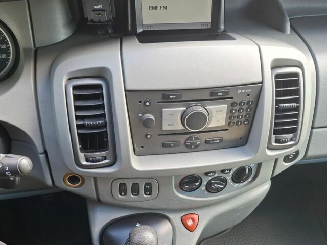 Синий Опель Виваро, объемом двигателя 2 л и пробегом 209 тыс. км за 8700 $, фото 12 на Automoto.ua