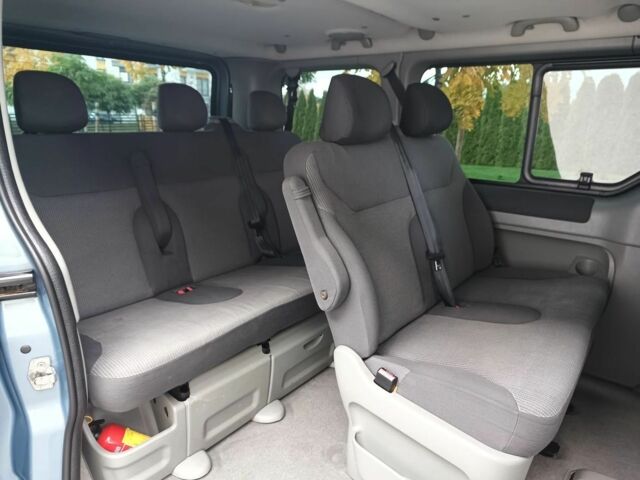 Синій Опель Віваро, об'ємом двигуна 2 л та пробігом 215 тис. км за 11050 $, фото 13 на Automoto.ua