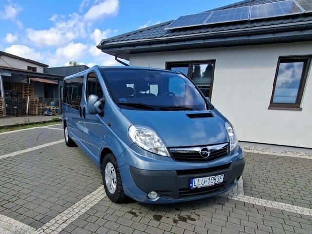 Синий Опель Виваро, объемом двигателя 2 л и пробегом 209 тыс. км за 8700 $, фото 3 на Automoto.ua