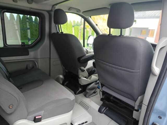 Синій Опель Віваро, об'ємом двигуна 2 л та пробігом 215 тис. км за 11050 $, фото 15 на Automoto.ua