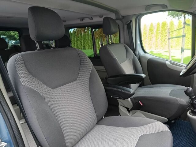 Синій Опель Віваро, об'ємом двигуна 2 л та пробігом 215 тис. км за 11050 $, фото 20 на Automoto.ua