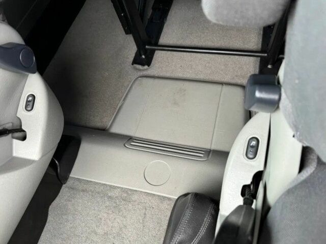 Синій Опель Віваро, об'ємом двигуна 2 л та пробігом 196 тис. км за 7800 $, фото 14 на Automoto.ua