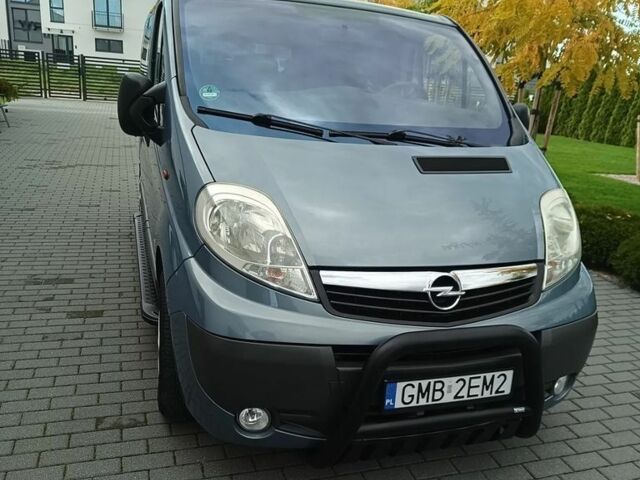 Синий Опель Виваро, объемом двигателя 2 л и пробегом 215 тыс. км за 7800 $, фото 11 на Automoto.ua